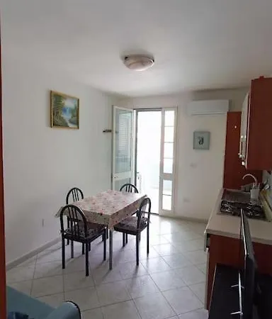 Rosa Salento Tatil Evi *